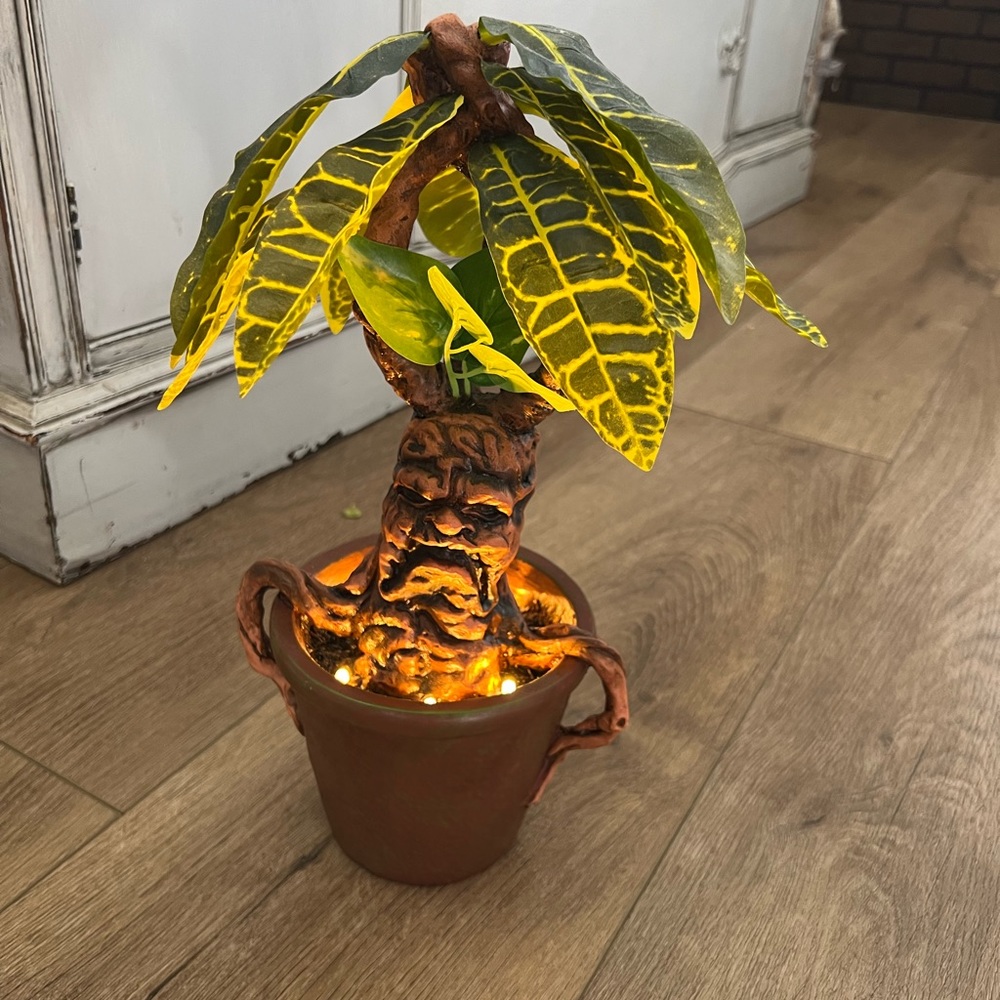 Mandrake Harry Potter Pottery Barn Lamp
